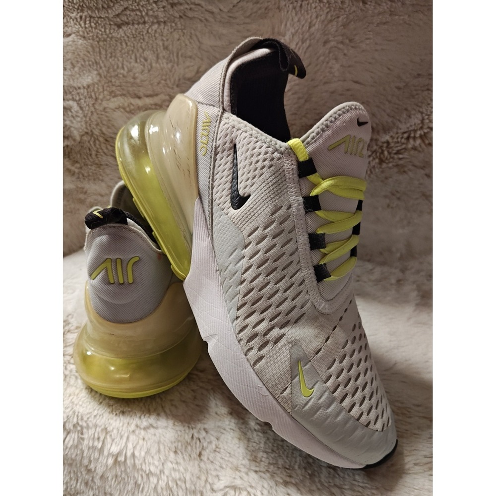 Nike Air Max 270 White Volt Youth Size 6.5, Womens size 8 DO 1382-100